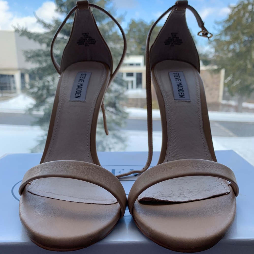 Tan Steve Madden heels